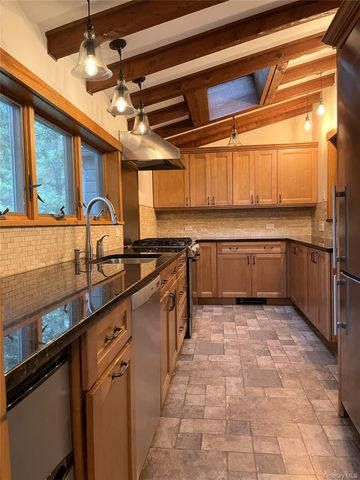 208 Tinker Street, Woodstock, NY 12498