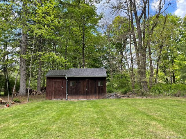 208 Tinker Street, Woodstock, NY 12498