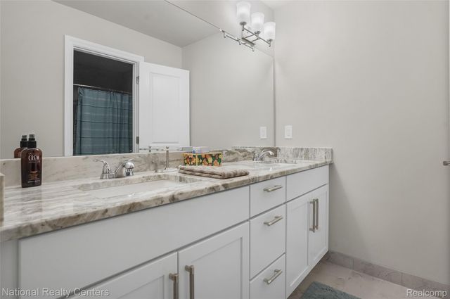 42516 Gateway Drive, Plymouth Charter Township, MI 48170