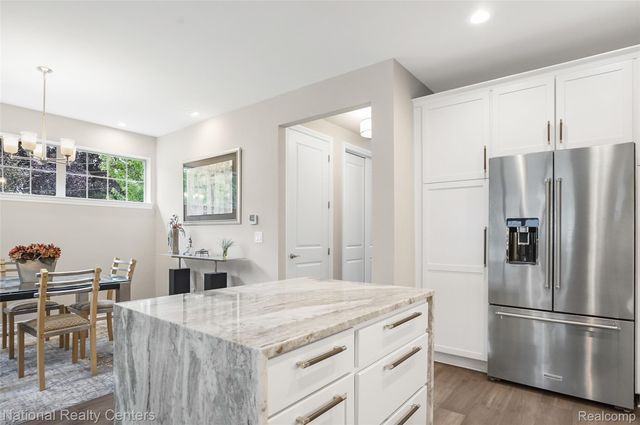 42516 Gateway Drive, Plymouth Charter Township, MI 48170