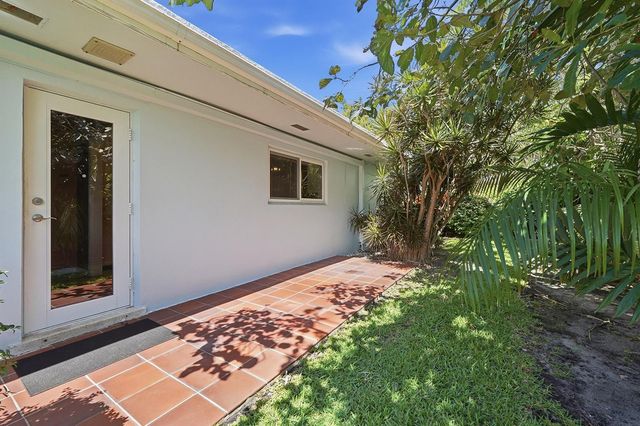 1431 S Ocean Boulevard Unit 28, Lauderdale By The Sea, FL 33062