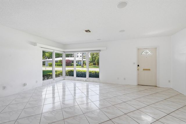 1431 S Ocean Boulevard Unit 28, Lauderdale By The Sea, FL 33062