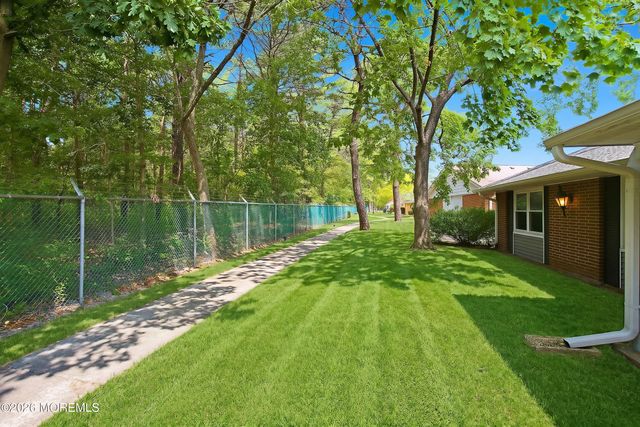 419A Chatham Court, Lakewood, NJ 08701