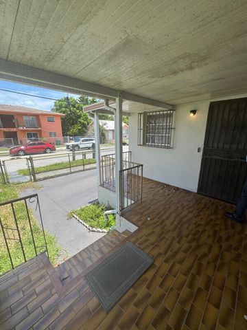 88 NW 18th Avenue, Miami, FL 33125