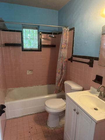 88 NW 18th Avenue, Miami, FL 33125