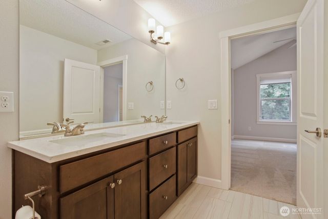 13742 NW 7th Avenue, Vancouver, WA 98685