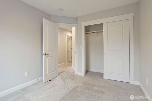 13742 NW 7th Avenue, Vancouver, WA 98685