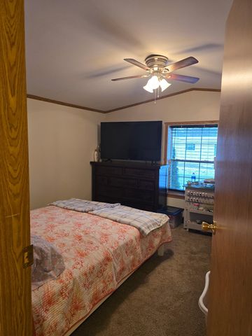 11 Rachael Place, Claremont, NH 03743