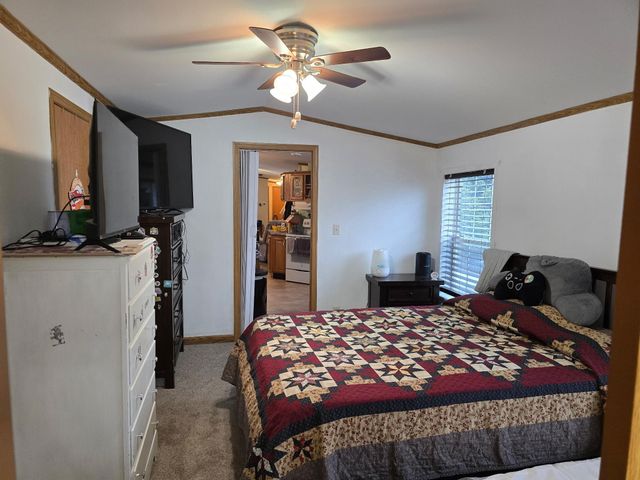 11 Rachael Place, Claremont, NH 03743