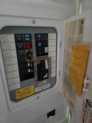 11 Rachael Place, Claremont, NH 03743