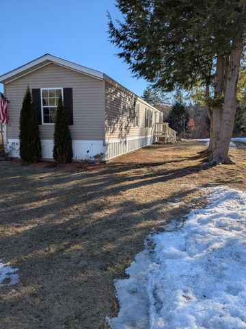 11 Rachael Place, Claremont, NH 03743