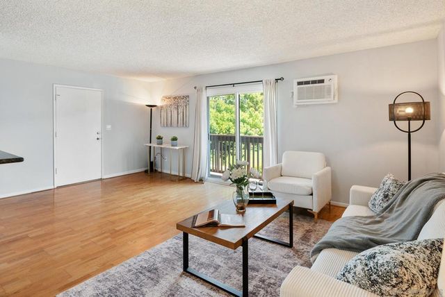 6442 Bell Bluff, San Diego, CA 92119