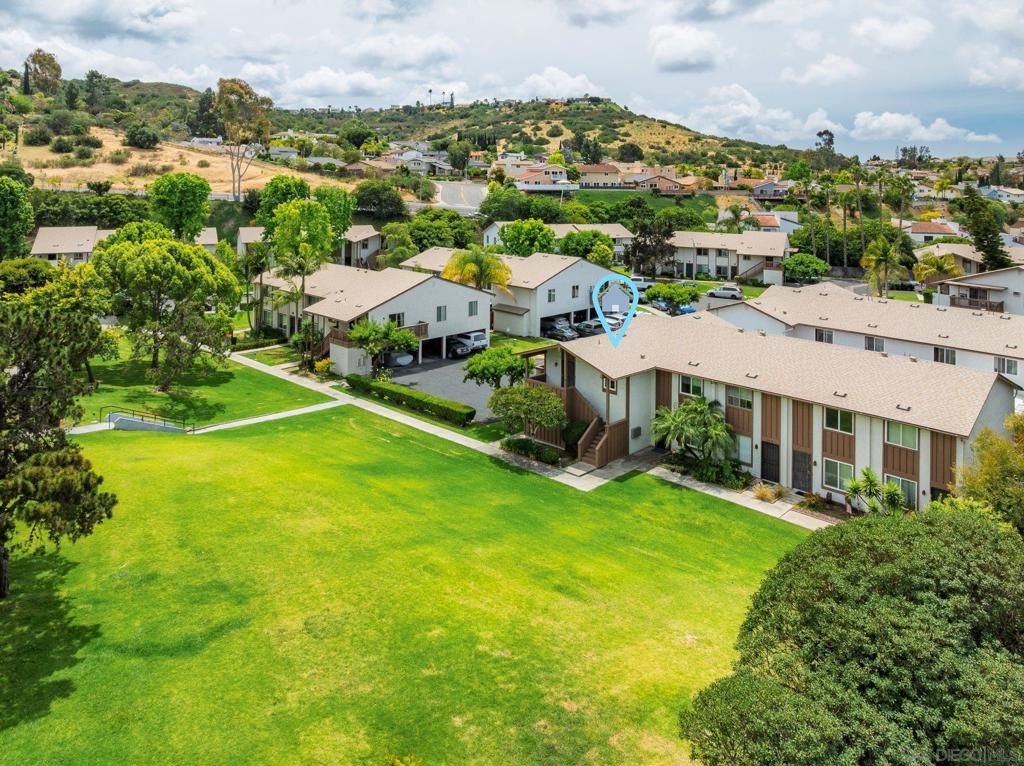 Image 23 of property listing at 6442 Bell Bluff, San Diego, CA 92119