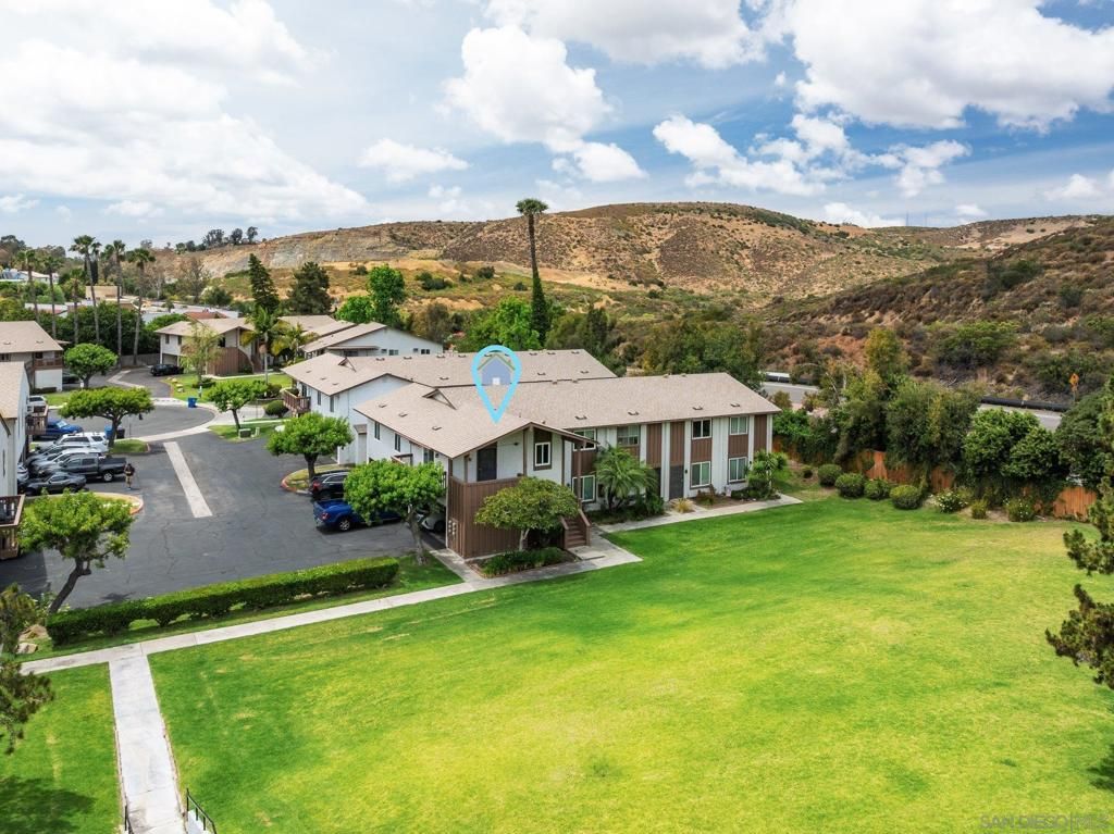 Image 28 of property listing at 6442 Bell Bluff, San Diego, CA 92119