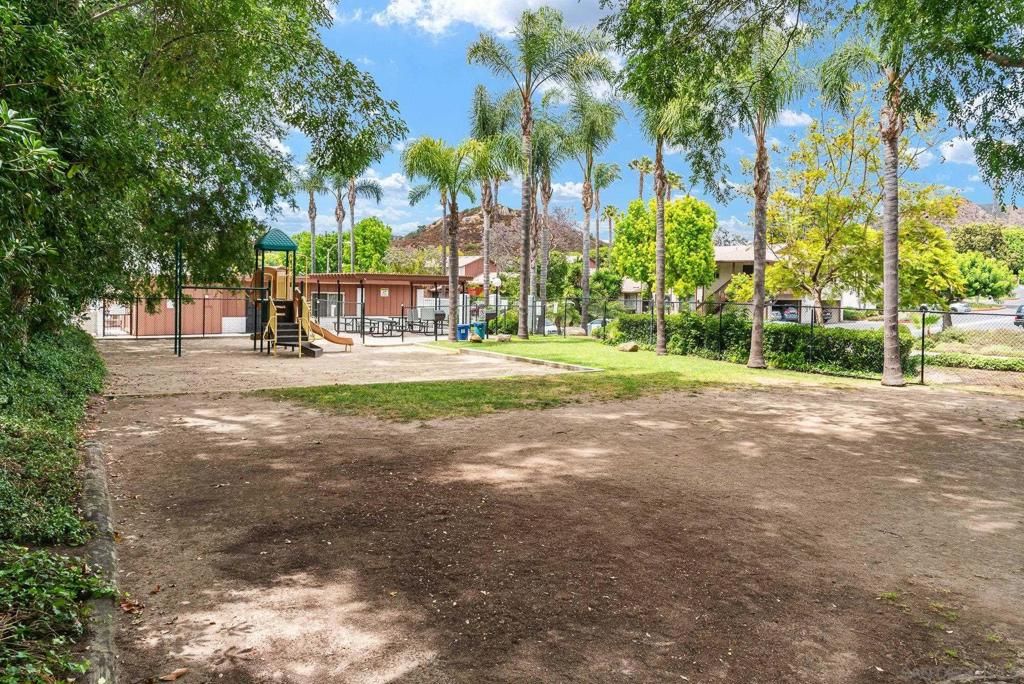 Image 34 of property listing at 6442 Bell Bluff, San Diego, CA 92119