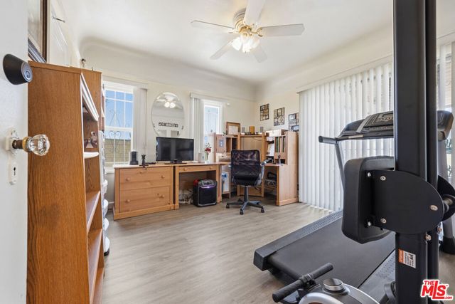 2430 W 77th Street, Inglewood, CA 90305