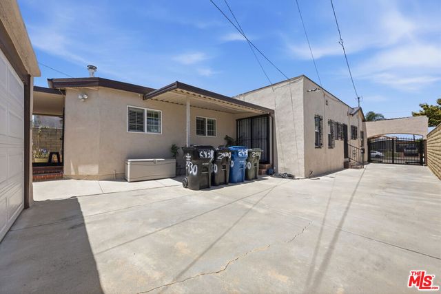 2430 W 77th Street, Inglewood, CA 90305