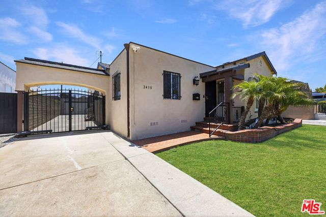 2430 W 77th Street, Inglewood, CA 90305