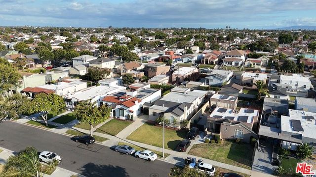 2430 W 77th Street, Inglewood, CA 90305