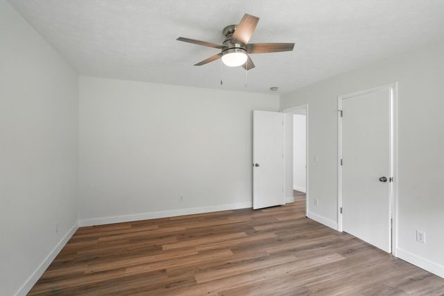 2100 Manhattan Boulevard 2100 Manhattan Boulevard, Springfield, OH 45504