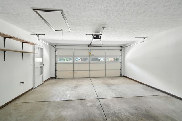 2100 Manhattan Boulevard 2100 Manhattan Boulevard, Springfield, OH 45504