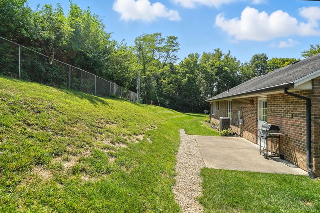 2100 Manhattan Boulevard 2100 Manhattan Boulevard, Springfield, OH 45504