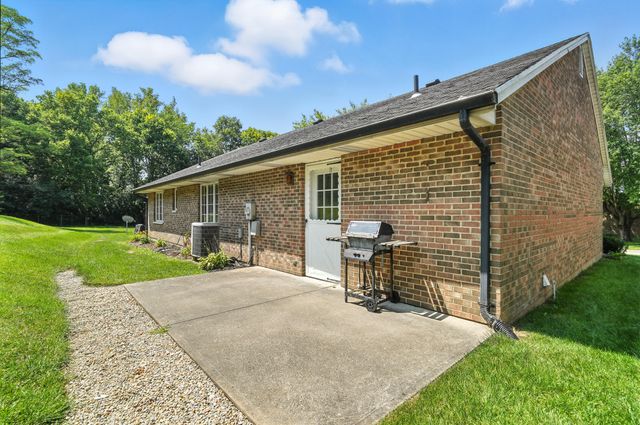 2100 Manhattan Boulevard 2100 Manhattan Boulevard, Springfield, OH 45504