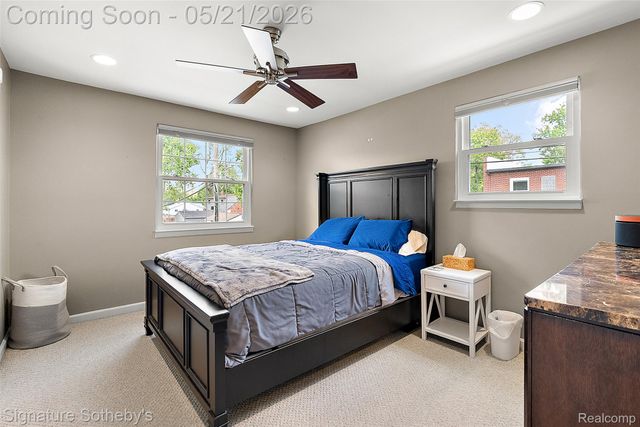 115 W Houstonia Avenue, Royal Oak, MI 48073