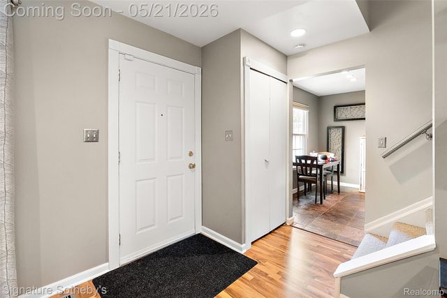 115 W Houstonia Avenue, Royal Oak, MI 48073
