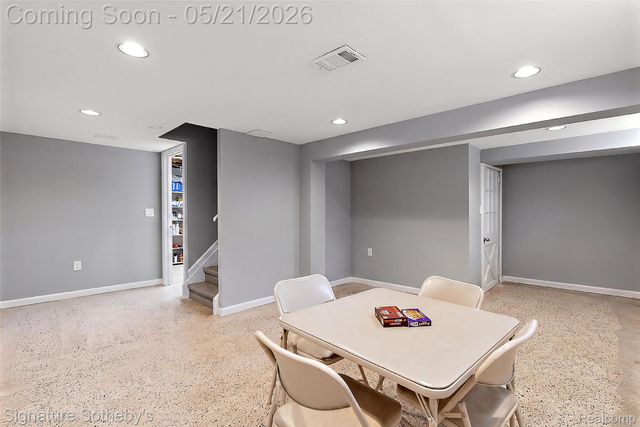 115 W Houstonia Avenue, Royal Oak, MI 48073