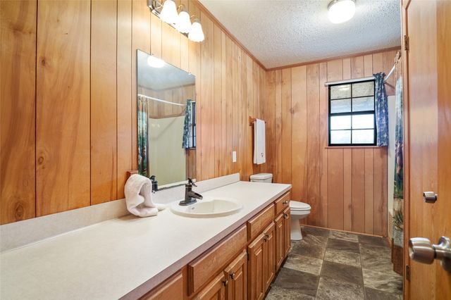 2964 FM 2120, Bagwell, TX 75412