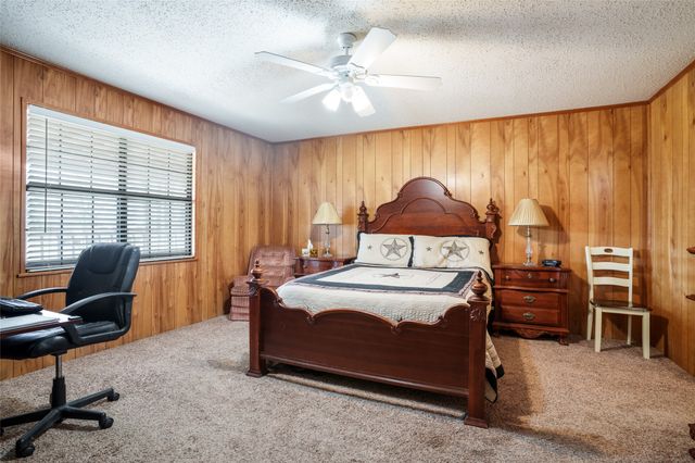 2964 FM 2120, Bagwell, TX 75412