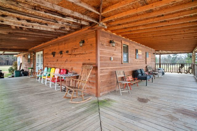 2964 FM 2120, Bagwell, TX 75412