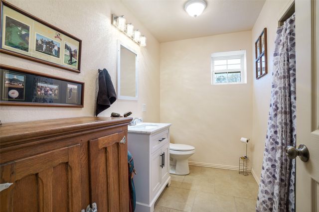 2964 FM 2120, Bagwell, TX 75412