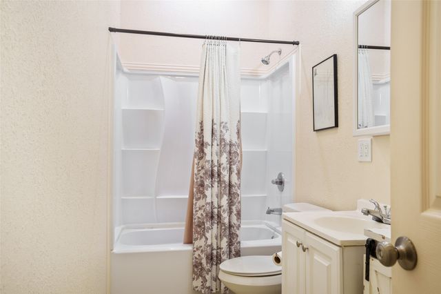 2964 FM 2120, Bagwell, TX 75412