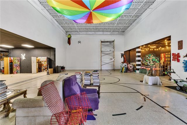 4072 Franklin Rd, Perry Hilltop, PA 15214