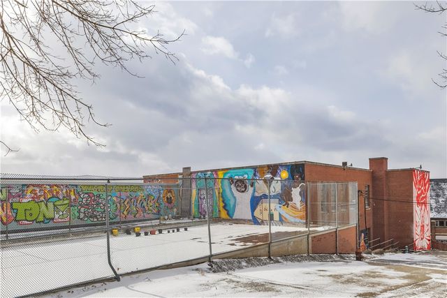 4072 Franklin Rd, Perry Hilltop, PA 15214