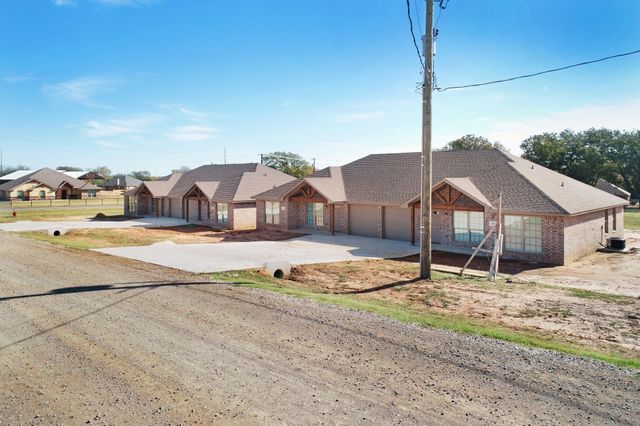 101 Lone Star Road, Poolville, TX 76487