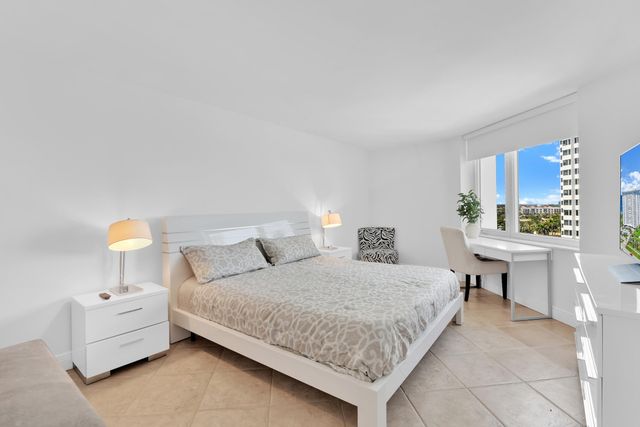 550 S Ocean Boulevard 1003, Boca Raton, FL 33432
