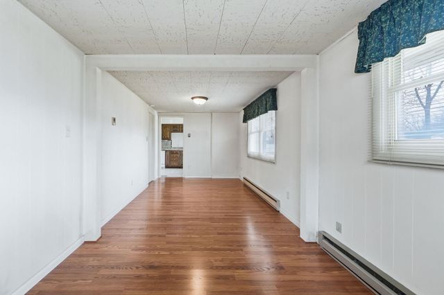 7521 Avalon Drive, Fort Wayne, IN 46819