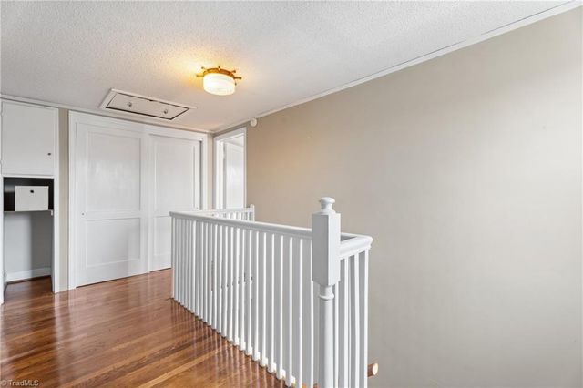 724 S Sunset Drive, Winston-salem, NC 27103