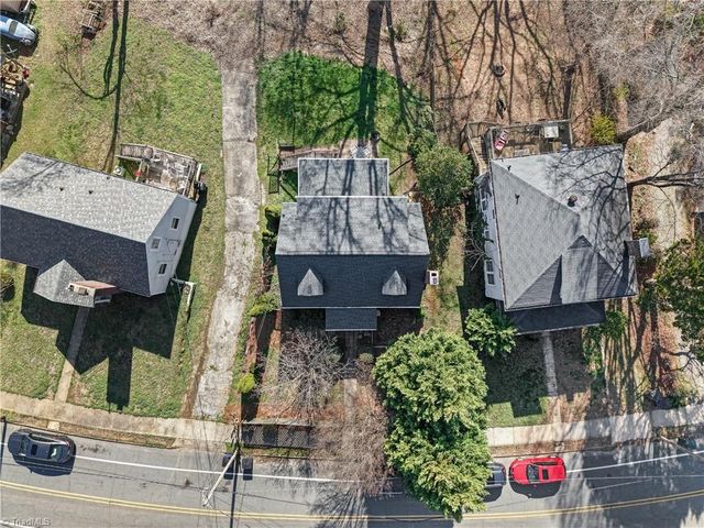 724 S Sunset Drive, Winston-salem, NC 27103