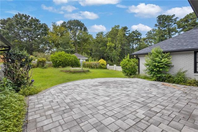 8671 Lake Forrest Drive, Douglasville, GA 30134