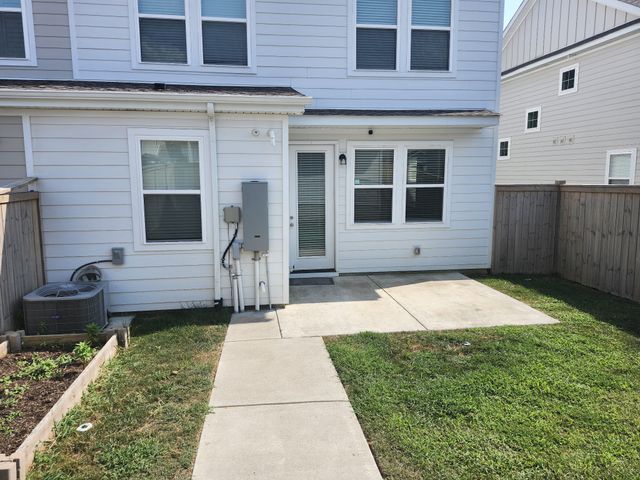 372 Hammock Ln, Spring Hill, TN 37174