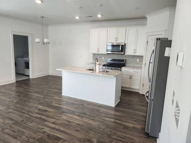 372 Hammock Ln, Spring Hill, TN 37174