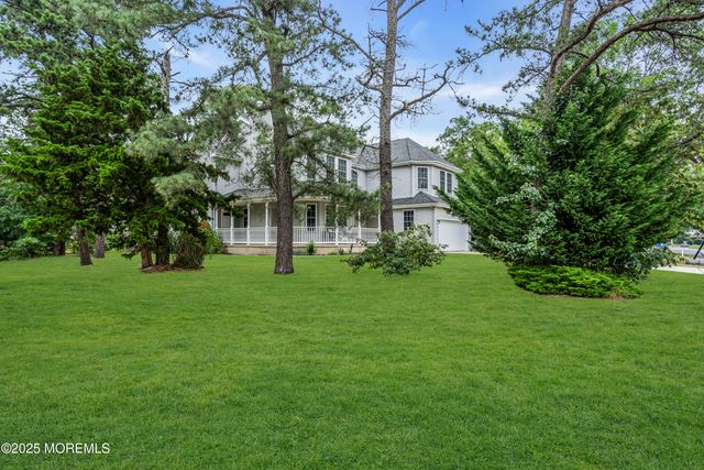 167 Captain Road, Manahawkin, NJ 08050