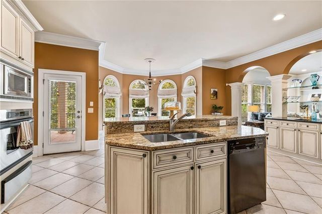 221 Allmond Lane, Alpharetta, GA 30004