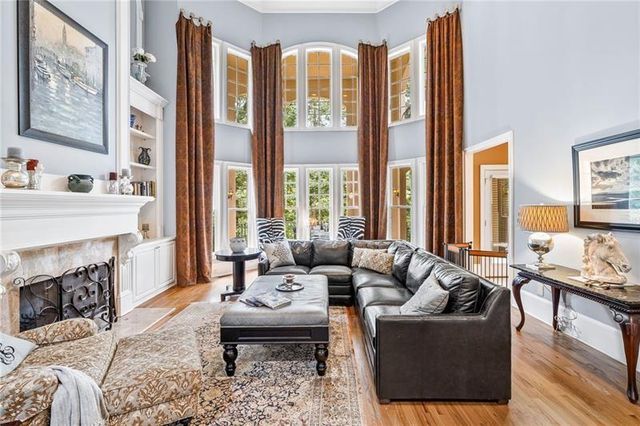 221 Allmond Lane, Alpharetta, GA 30004