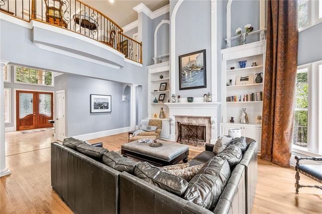 221 Allmond Lane, Alpharetta, GA 30004