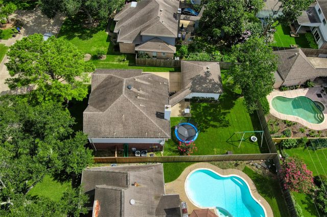 927 Dominion Drive, Katy, TX 77450